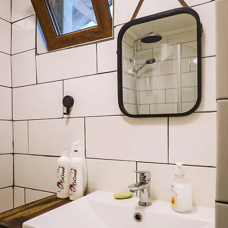 Relaxing Getaway - Newly Renovated بيت للعطل Chrastice