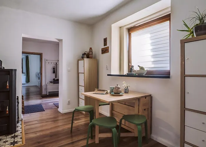 Relaxing Getaway - Newly Renovated Holiday home Chrastice