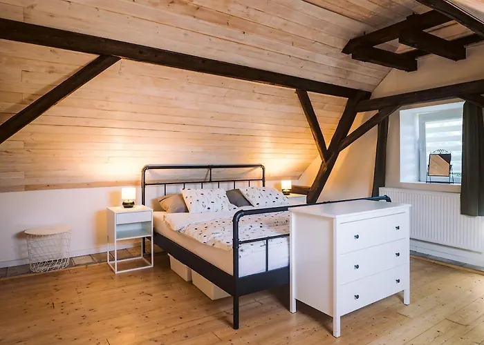 Relaxing Getaway - Newly Renovated Holiday home *